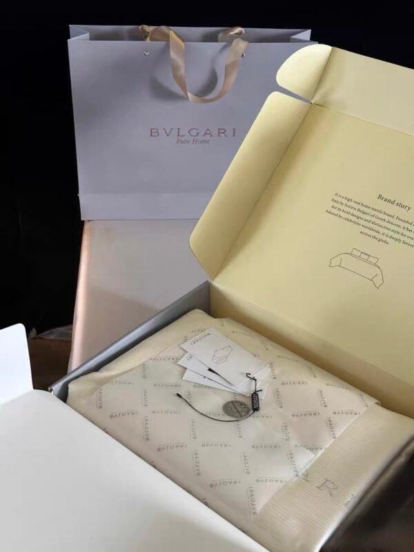 BVLGARI Luxury Egyptian Cotton Hotel Bedding Set (4 Pieces)