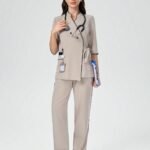 Contrast Color Half-Sleeve V-Neck Scrub Suit - Beauty Salon & Dental Work Uniform