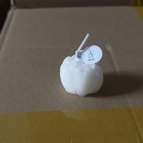 Rose-Shaped Scented Candle - Aromatherapy Gift