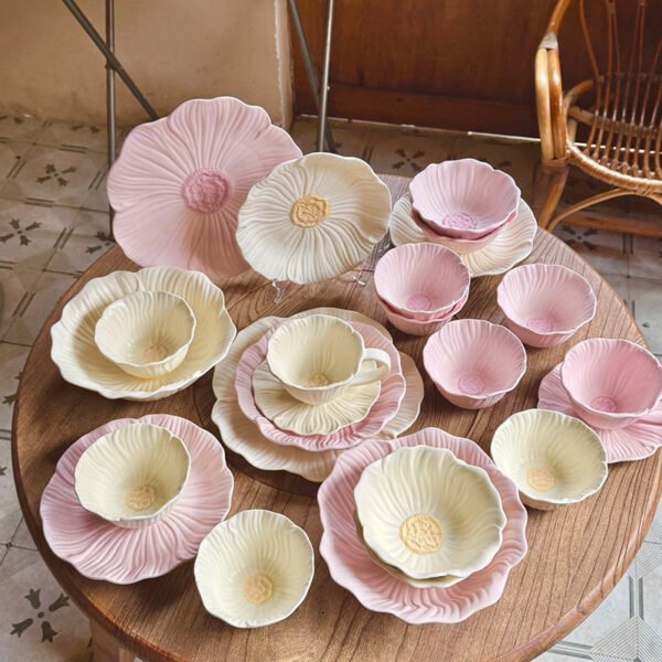 Pansy Floral Matte Tableware Set - Bowls, Plates & Coffee Cups