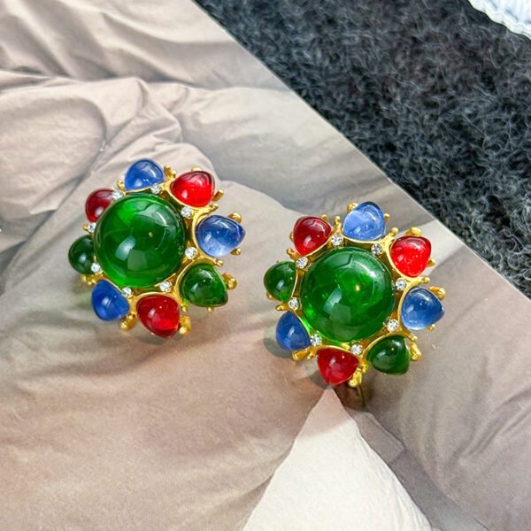 O1CN01CwObPO1tVuyudsXYq_2216839565908-0-cib Vintage Coloured Stone Earrings - Baroque Court Style Studs and Drops