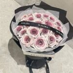 Soap Rose Eternal Flower Bouquet with Gift Bag & Lamp