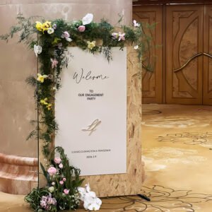Wood-Grain Engagement Welcome Sign — Korean Style KT Board Entrance Decor