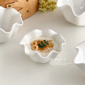 Wavy Edge Dessert Bowl - Melamine Serving Bowl for Cafes and Dessert Shops