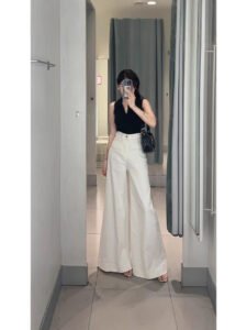 White High-Waisted Wide-Leg Jeans — Slim Look Floor-Length Denim