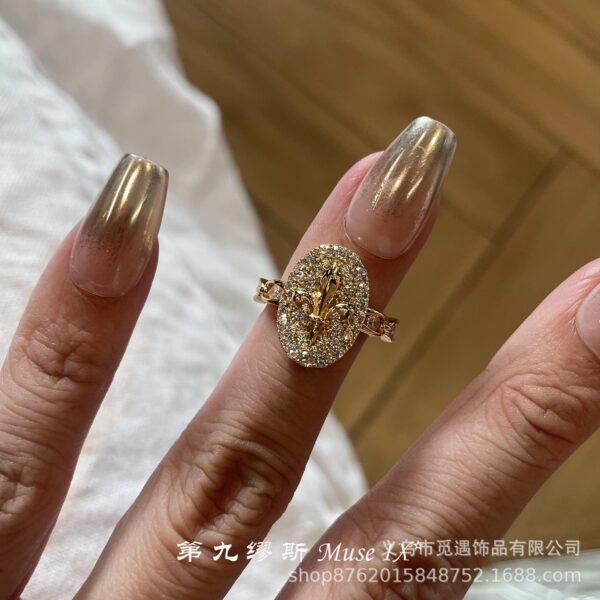 Vintage Diamond Iris Flower Ring