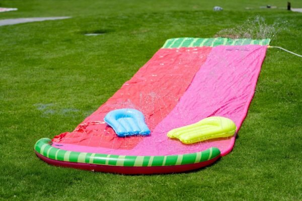 Inflatable Water Slide Mat - Garden Splash Slide with Spray Arch