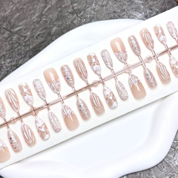 Wy042 White Ocean Shell 3D Wearable Nails Wy042 White Ocean Shell 3D Wearable Nails