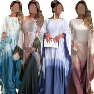 LN135 Robe longue à manches chauve-souris et pompon dégradé de couleurs (taille unique)