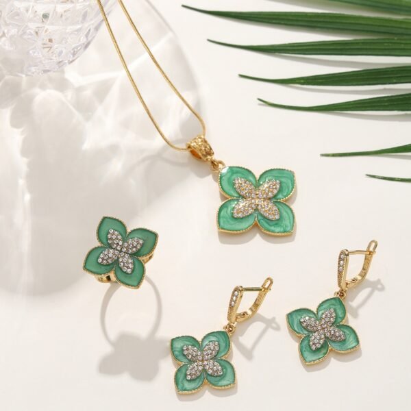 Female Internet Celebrity Full Diamond Four-Leaf Clover Mother-of-Pearl Clavicle Necklace Set