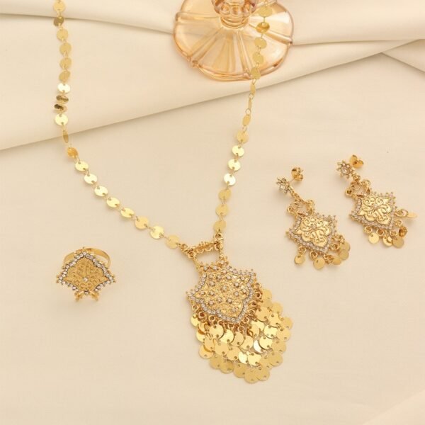 Xinjiang Ethnic Style Jewelry Set, Three-Piece Necklace Set, Gold-Plated Patterned Earrings and Rings, Wholesale, Summer Hot Item