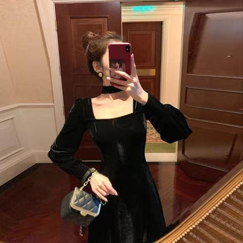 Elegant Square Collar Velvet Midi Dress - Autumn/Winter Solid Color Long Sleeve Dress