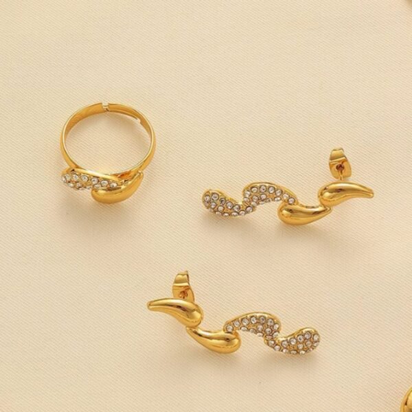 European and American Gold Water Drop-Shaped Alloy Necklace Three-Piece Set, Middle Eastern Jewelry Set