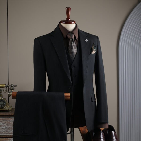 Striped Men's Suit Set – Business Casual Formal Wedding Banquet Suit (Plus Sizes M-7XL)