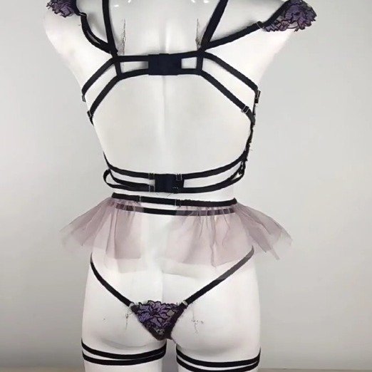 Cross-border foreign trade European and American new sexy lingerie sexy women's mesh embroidery three-piece lingerie sexy suit wholesale