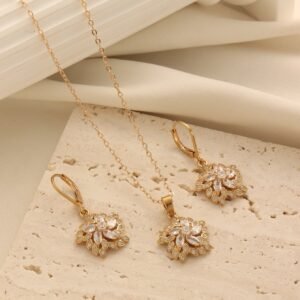 Sunflower Pendant Necklace Set Five-Petal Flower Zircon Earrings