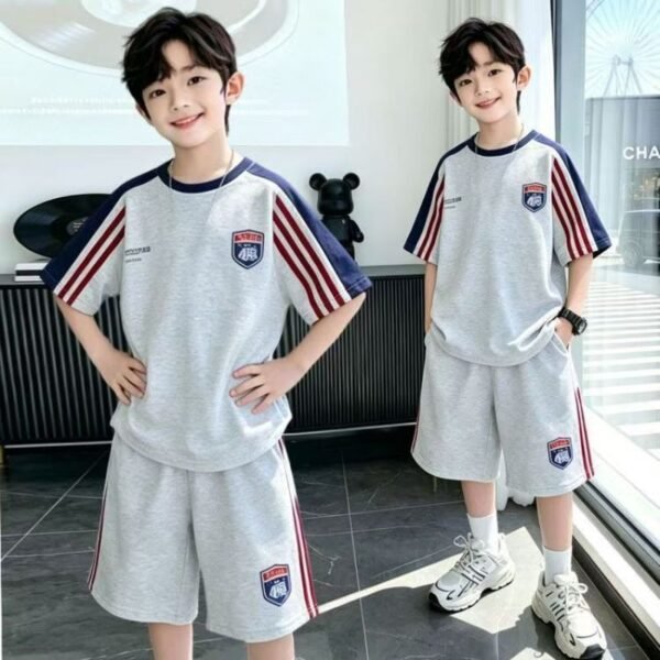 O1CN01Qjnilq1CSEQnYoRMg_2218561860079-0-cib Boys Gray Sports Two-Piece Set Short Sleeve and Shorts