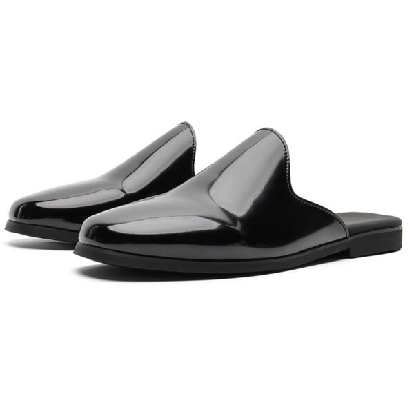 Closed Toe Slip-On Clogs - Flat Backless Mules for Everyday & Commuting