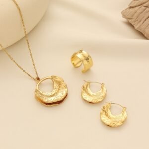 European Leaf Texture Necklace Set Open Adjustable Ring Gold-Plated 3-Piece