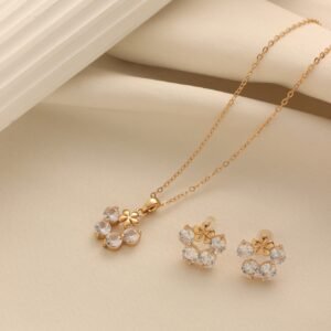 Five-Petal Flower Full Diamond Necklace Versatile Clavicle Chain Set