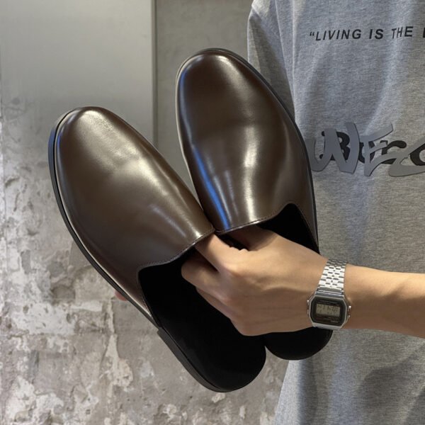 Closed Toe Slip-On Clogs - Flat Backless Mules for Everyday & Commuting