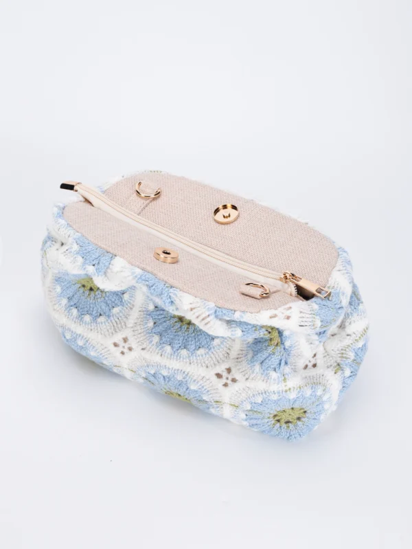 Cross-Border New Embroidered Clutch Bag for Women, High-End Woven Niche Cloud Bag, Fashionable Yarn Flower Handbag