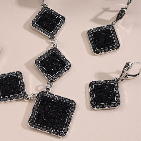 Trendy Ethnic Black Square Diamond Rhombus Jewelry Three-Piece Set 3 Trendy Ethnic Black Square Diamond Rhombus Jewelry Three-Piece Set