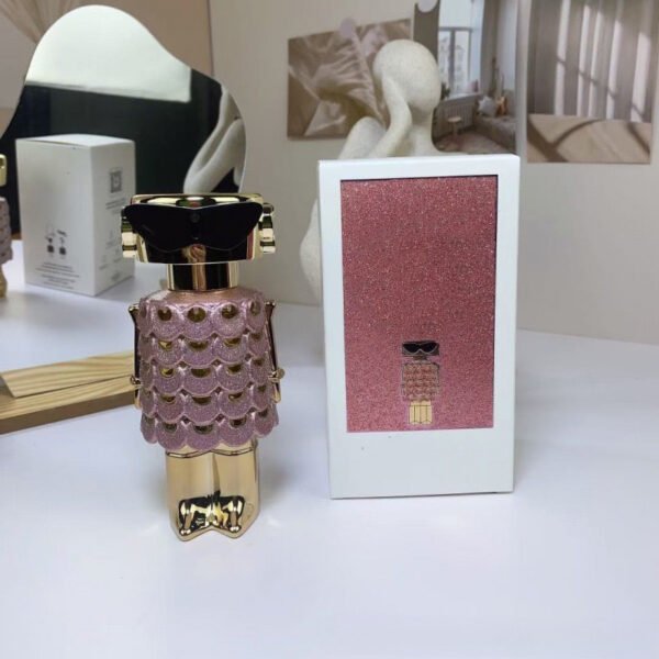 Popular Vietnamese Export Product: Pago Robot Perfume, Famous Women's Pink Robot 80ml Phantom Men's Perfume