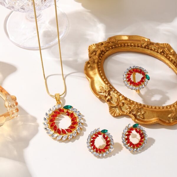 Retro Baroque Palace Style Sand Gold Sun Goddess Necklace Star Moon Earrings Set 1 Retro Baroque Palace Style Sand Gold Sun Goddess Necklace Star Moon Earrings Set