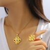 European and American Sand Gold Flower Necklace, Diamond Color Four-Leaf Clover Set with Earrings
