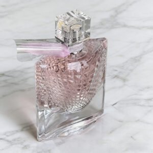 Cross-Border Vietnamese Perfume Ultra-Thin Rose Is My Idol, the Flower of Beautiful Life and Happiness, Classic Light Fragrance