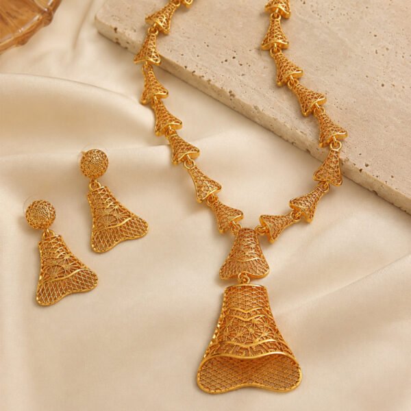Middle Eastern Hollow Filigree Bell-Shaped Long Necklace Earrings Set