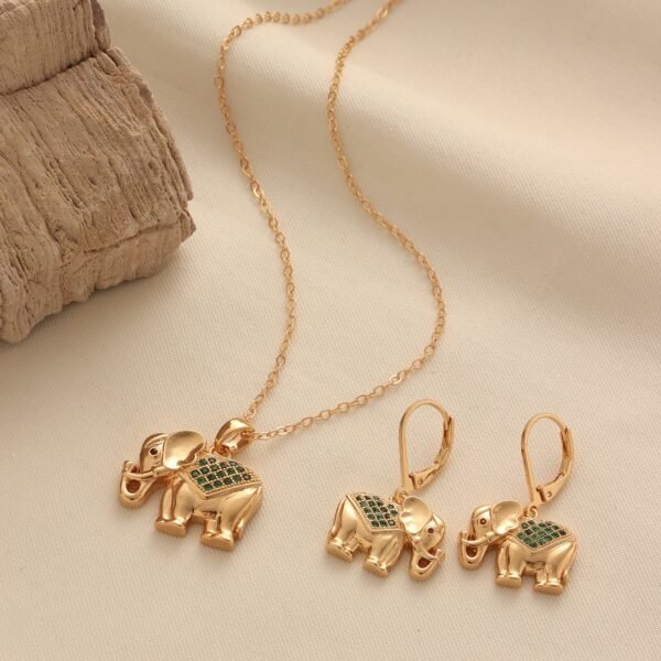 Auspicious Elephant Pendant Necklace Copper Zircon Jewelry Set with Earrings