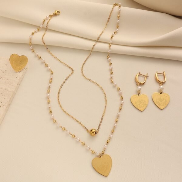 Ethnic Style Love Coin Pendant Necklace Jewelry Set with Simple Earrings