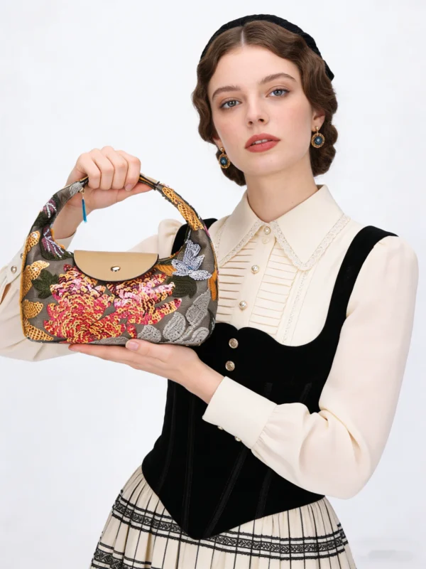 O1CN01xm6q141cfDewdTZYB_2209246163627-0-cib.jpg_ Bohemian Sequin Bag with Floral Embroidery, Vintage Women's Handbag, Cross-Border Women's Bag, Versatile Women's Bag