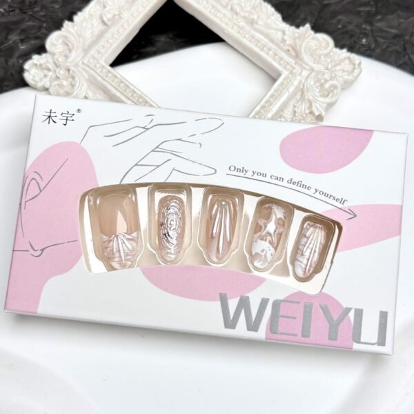 Wy042 White Ocean Shell 3D Wearable Nails Wy042 White Ocean Shell 3D Wearable Nails