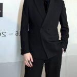Men's Minimalist Black Blazer - Slim Fit Business Suit Jacket
