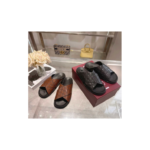 Embossed Men's Cross-Strap Slides