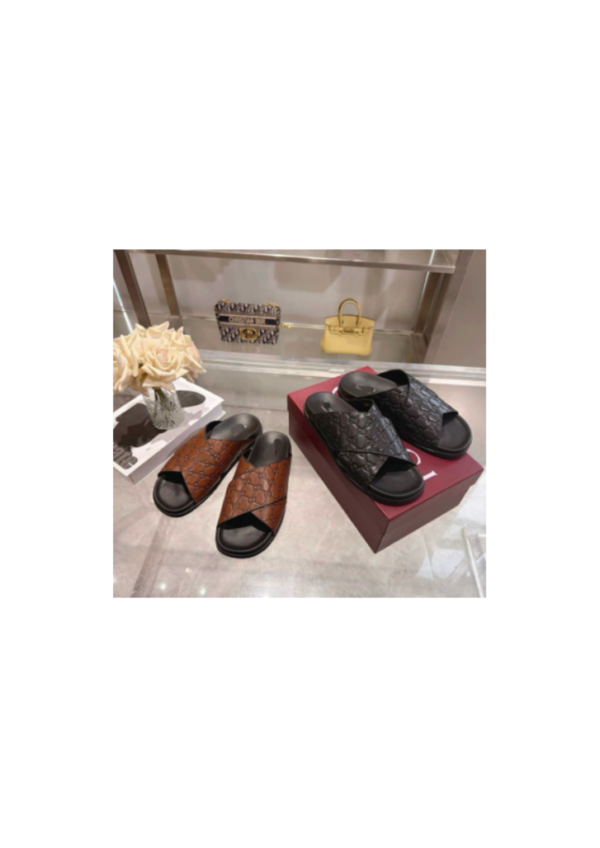 Embossed Men's Cross-Strap Slides
