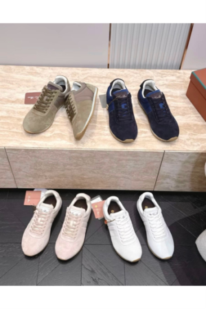 Suede Panel Low-Top Sneakers