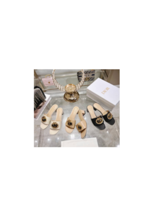 Elegant Closed-Toe Dress Pumps