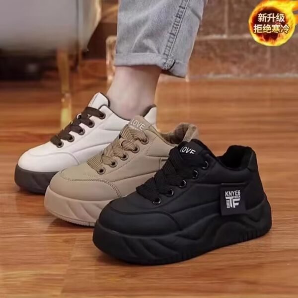 Winter Cotton Shoes for Women 2025 New Style Fleece-Lined and Thickeneded Sports Sneakers Thick-Soled Leather Non-Slip Casual Bread Shoes Winter Cotton Shoes for Women 2025 New Style Fleece-Lined and Thickeneded Sports Sneakers Thick-Soled Leather Non-Slip Casual Bread Shoes