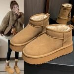 Thick-Soled Non-Slip Snow Boots for Women, 2026 New Autumn and Winter Style, Slip-On Loafers with Plush Lining, Thickened and Warm Cotton Shoes