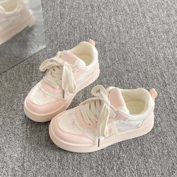 Versatile Niche Sneakers for Women 2025 New Spring and Autum Thick-Soled White Shoes with Skirts Cute Bear Bread Shoes