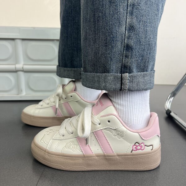 Thick-Soled Versatile German-Style White Sneakers for Women, 2026 New Spring Niche Retro Leather Height-Increasing Sports Casual Sneakers