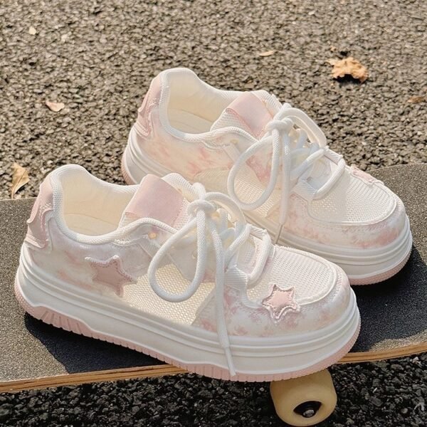 Summer Women's Shoes Platform Bread Shoes Women's Breathable Mesh Mesh Shoes with Skirt Niche White Shoes Casual Sports Board Shoes
