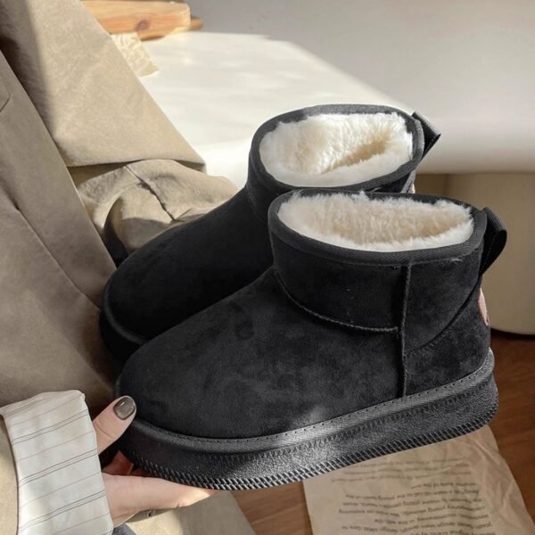 Thick-Soled Height-Increasing Snow Boots for Women, Waterproof and Non-Slip Short Boots, 2025 New Winter Style, Fleece-Lined, Thickened, Warm, Bread-Style Cotton Shoes