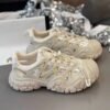 Chaussures pour femmes mignonnes et originales 2026 Printemps et été Nouvelles chaussures de randonnée et d'alpinisme en plein air, chaussures de papa creuses, chaussures de sport décontractées à semelles épaisses