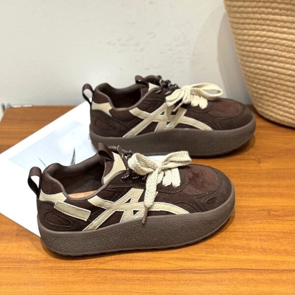 Retro Thick-Soled Gat-Style Sneakers for Women, 2026 Spring New Versatile Casual Sports Shoes, Height-Increasing Dad Shoes