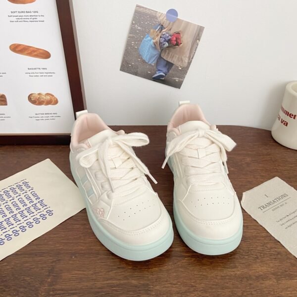 Student White Sneakers for Women 2026 Spring and Autumn New Thick-Soled Versatile Trendy Niche Bread Shoes Casual Sneakers